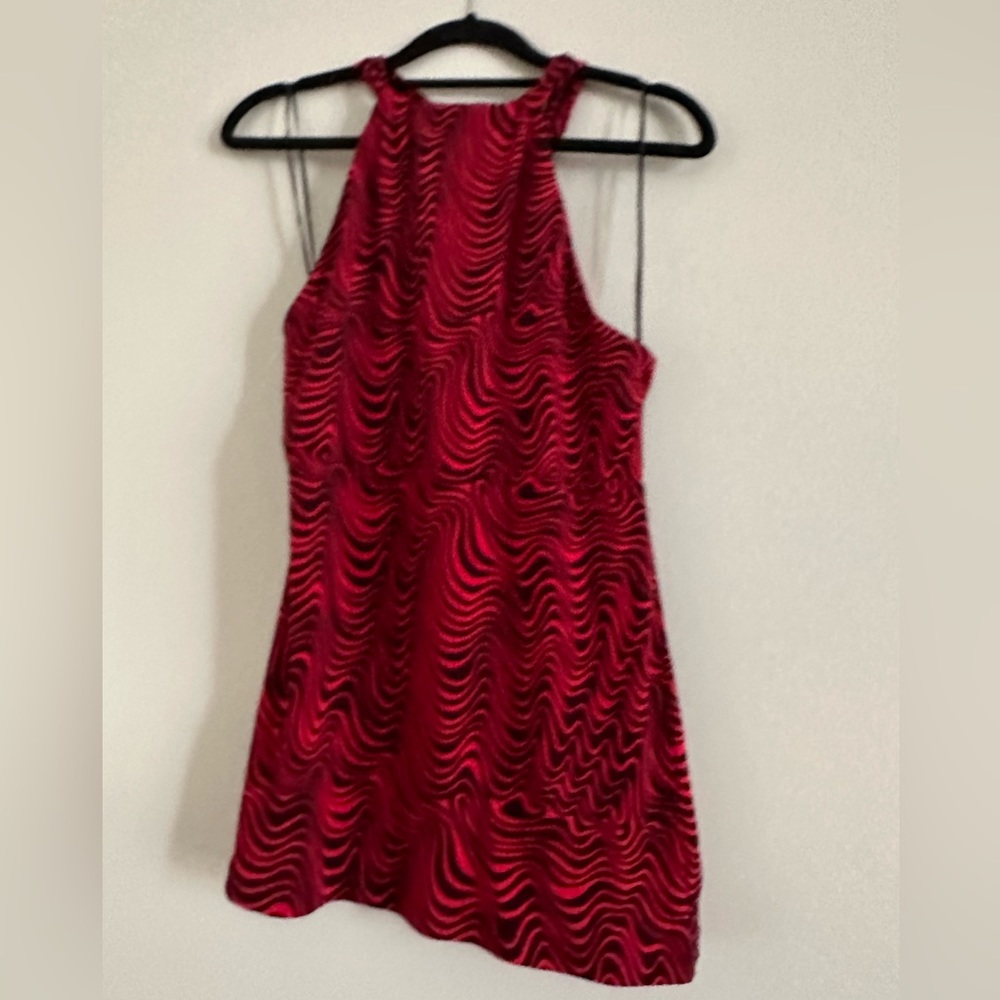 Michael Kors keyhole red halter top - Picture 4 of 6